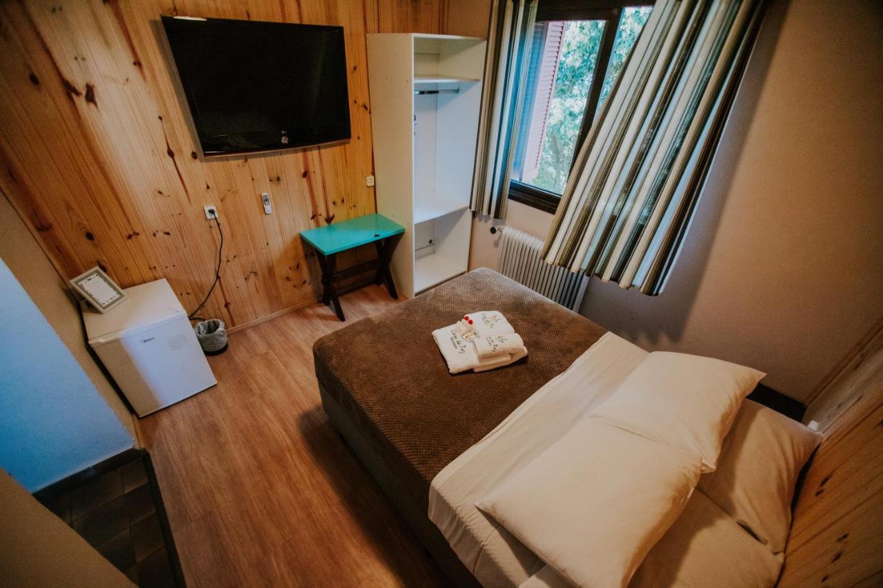 Pousada Casa Da Paz Hotel Gramado Ngoại thất bức ảnh